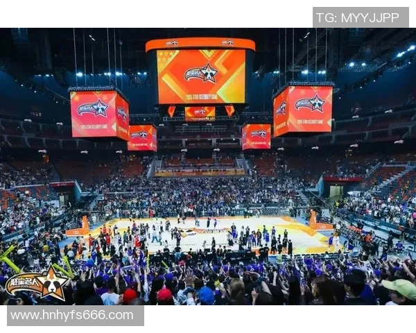 足球球星与歌手跨界合作带来音乐与竞技的完美融合